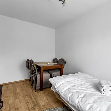 Bielany Standard By Bookinghost